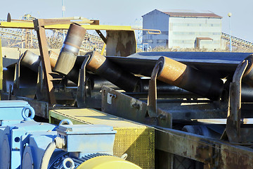 Image showing Conveyor on sand proccessing plant 