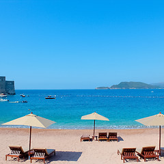 Image showing Beach near the island Sveti Stefan.