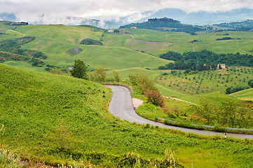 Image showing Winding road in Tuscana, Italy