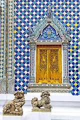 Image showing window      gold    temple     of the temple 