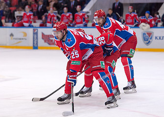 Image showing V. Gharkov (25) and E. Artukhin (44)