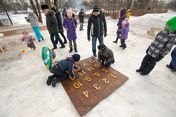 Image showing Playing logic game