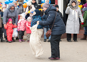 Image showing Running with mother help