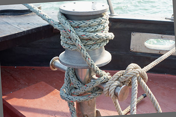 Image showing large winch