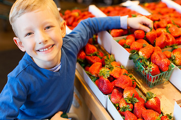 Image showing child shopping