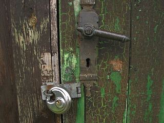 Image showing Green door