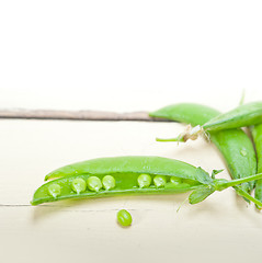 Image showing hearthy fresh green peas 