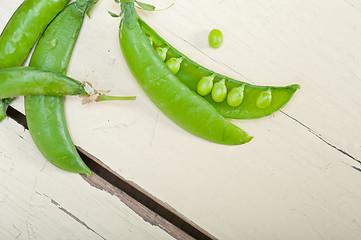 Image showing hearthy fresh green peas 