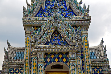 Image showing  thailand  in  bangkok  rain   temple    palaces   asia sky    a