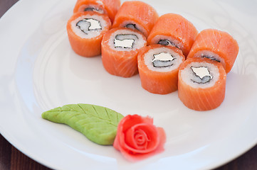 Image showing Salmon roll sushi