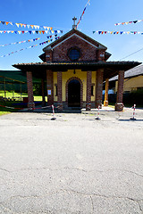 Image showing  italy  lombardy     in  the centenate  old   church  closed    