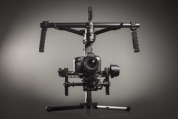 Image showing Video production stabilisation gimball slr mount