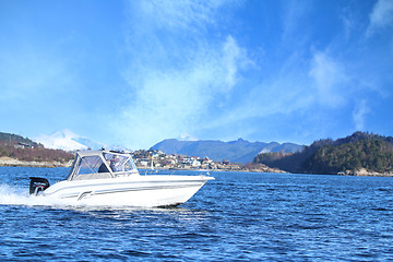 Image showing Speed Boat