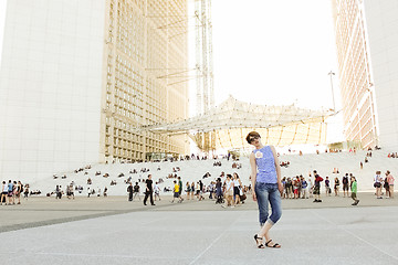 Image showing Young confident woman in business district of Paris