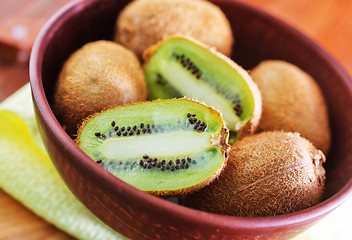 Image showing kiwi