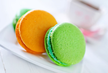 Image showing macaroons on plate