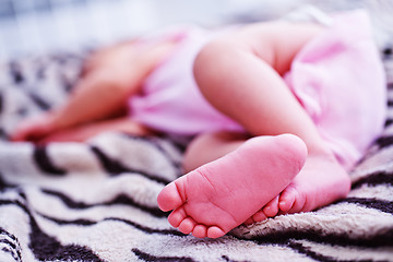 Image showing bare feet baby