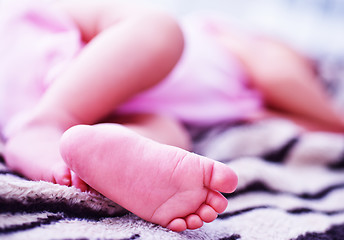 Image showing bare feet baby