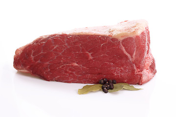 Image showing Fresh beef with bay leaves