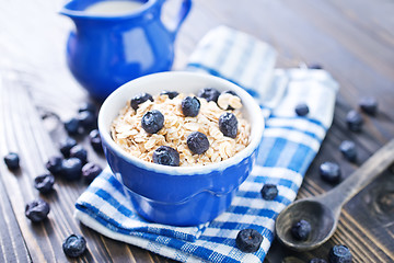 Image showing oat flakes with blueberry