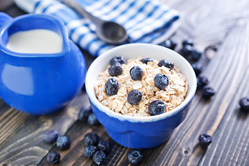 Image showing oat flakes with blueberry