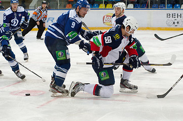 Image showing Andrej Stastny (59) on knees