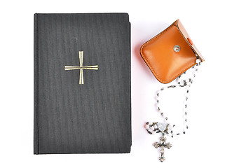 Image showing Prayer book with chaplet