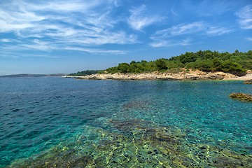 Image showing Coastline with horizon and sky