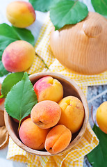 Image showing apricots