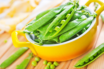 Image showing green peas