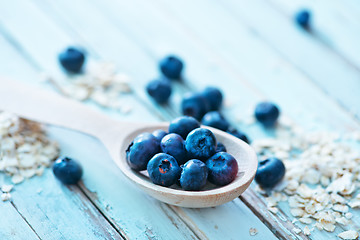 Image showing oat flakes and blueberry