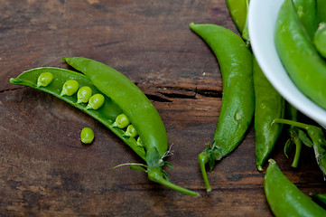 Image showing hearthy fresh green peas 