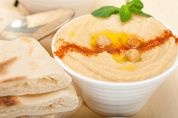 Image showing Hummus with pita bread 