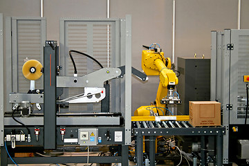 Image showing Robotic line