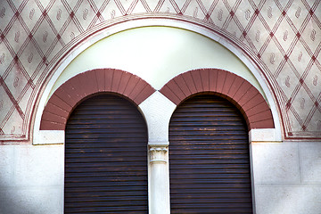 Image showing rose window  italy  lombardy     in  the abbiate      closed bri