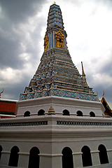 Image showing  thailand  bangkok in  rain   temple  t  palaces   asia sky    a