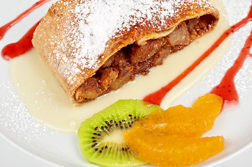 Image showing Apple strudel