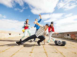 Image showing group of teenagers dancing