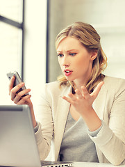 Image showing businesswoman with cell phone