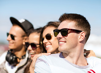 Image showing group of teenagers hanging out