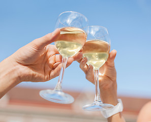 Image showing couple drinking wine in cafe