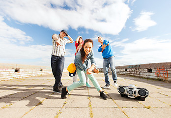 Image showing group of teenagers dancing