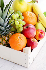 Image showing box of fresh fruits