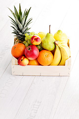 Image showing box of fresh fruits