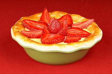 Image showing Strawberry and custard tart