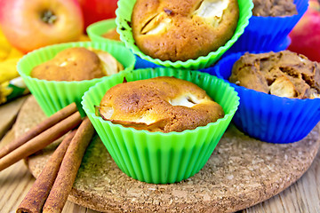 Image showing Cupcake and rye with apples on board