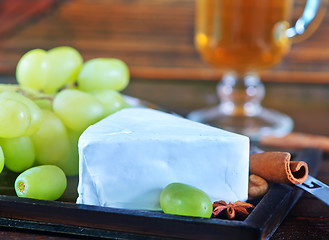 Image showing camembert and grape