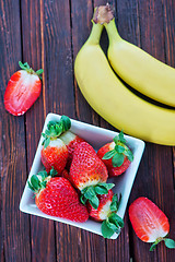 Image showing banana and strawberry