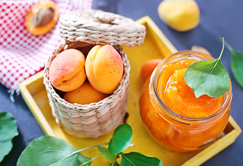 Image showing apricot jam