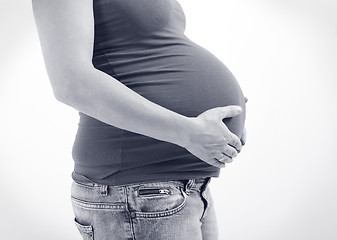 Image showing pregnant woman